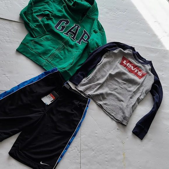 Lot of 3 boys clothes size 12-13 - Picture 1 of 9